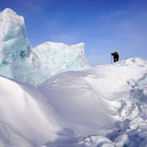 One-woman film crew Dianne Whelan talks about shooting on Everest and in the Canadian Arctic One-woman film crew Dianne Whelan talks about shooting on Everest and in the Canadian Arctic
