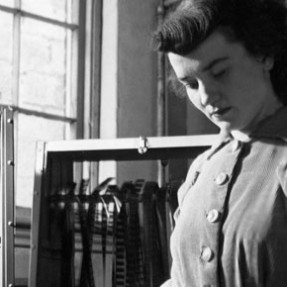 Women and Film: A Tribute to the Female Pioneers of the NFB Women and Film: A Tribute to the Female Pioneers of the NFB