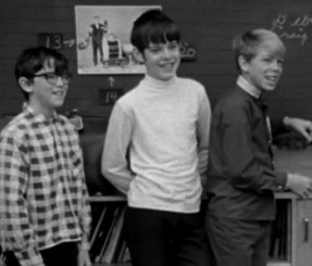 Bing Bang Boom: on a Journey to the Playful Discovery of Sound Bing Bang Boom: on a Journey to the Playful Discovery of Sound