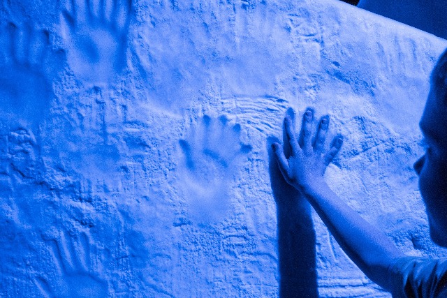 Touch a Real Iceberg at the Canadian Museum of Nature! (Photo by Alex Macdonald)