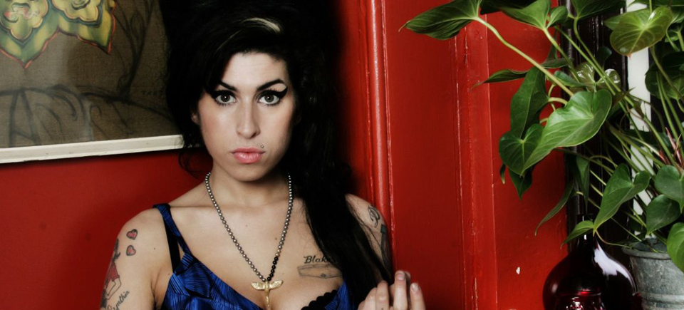 Amy Winehouse, Nick Cave, Alice Cooper… Watch 5 Docs on Outstanding Musicians